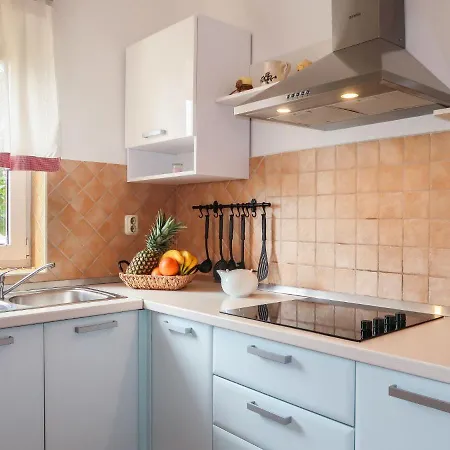 Apartment Marinella - Lbn122 By Interhome